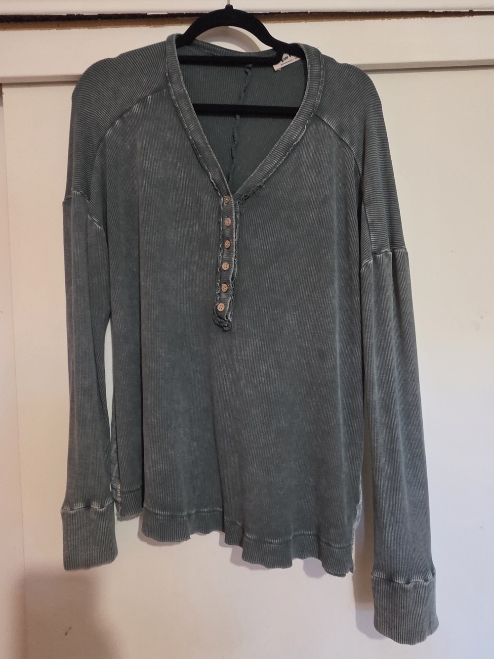 3BN Washed Teal Long-Sleeve Henley Top, Medium
